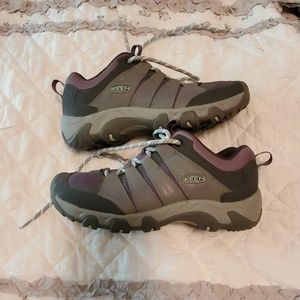 Keen hiking shoes